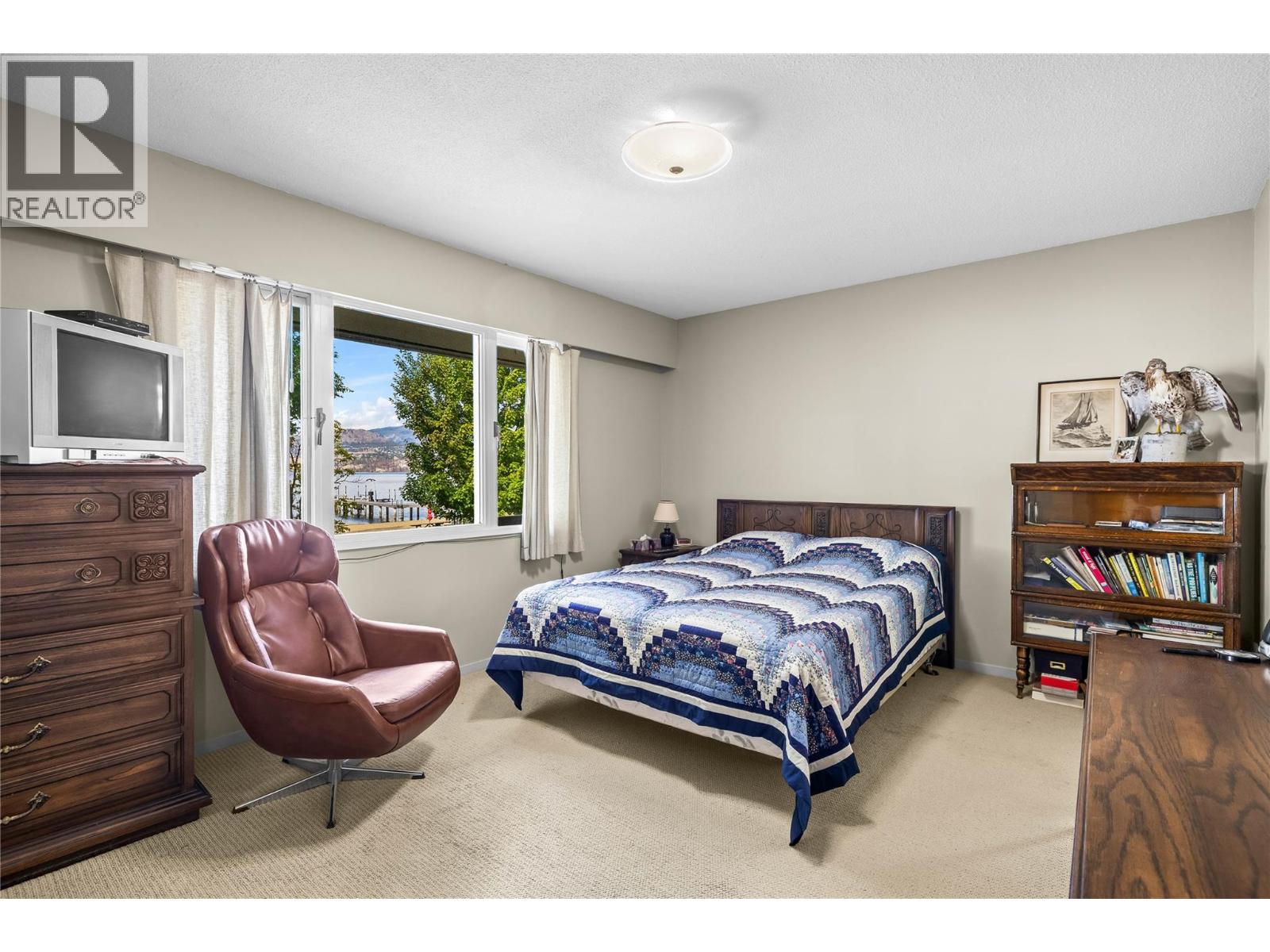  4088 Lakeshore Road, Kelowna