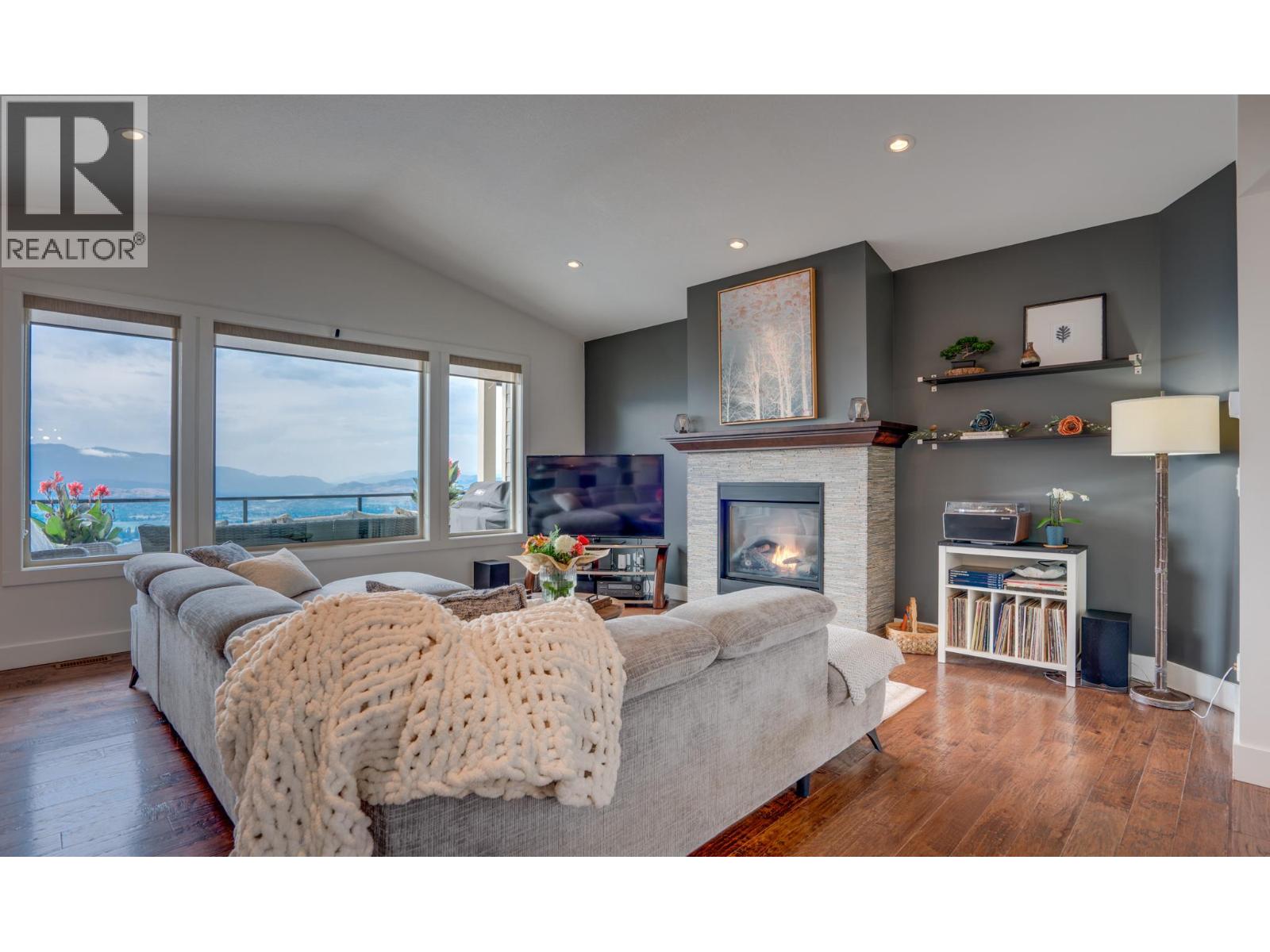 7193 Apex Drive - Image 10