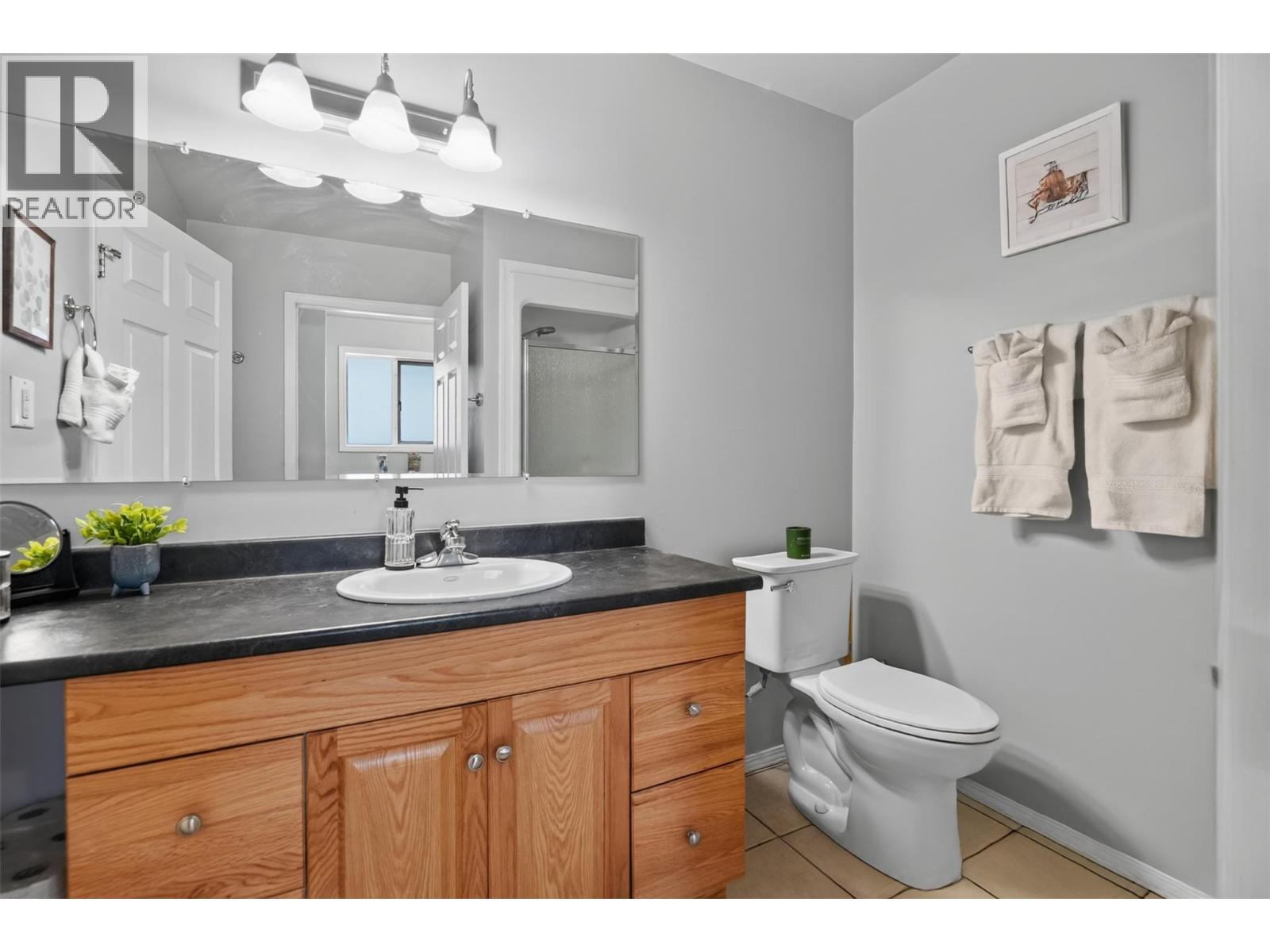 215 BAYVIEW Street - Image 17