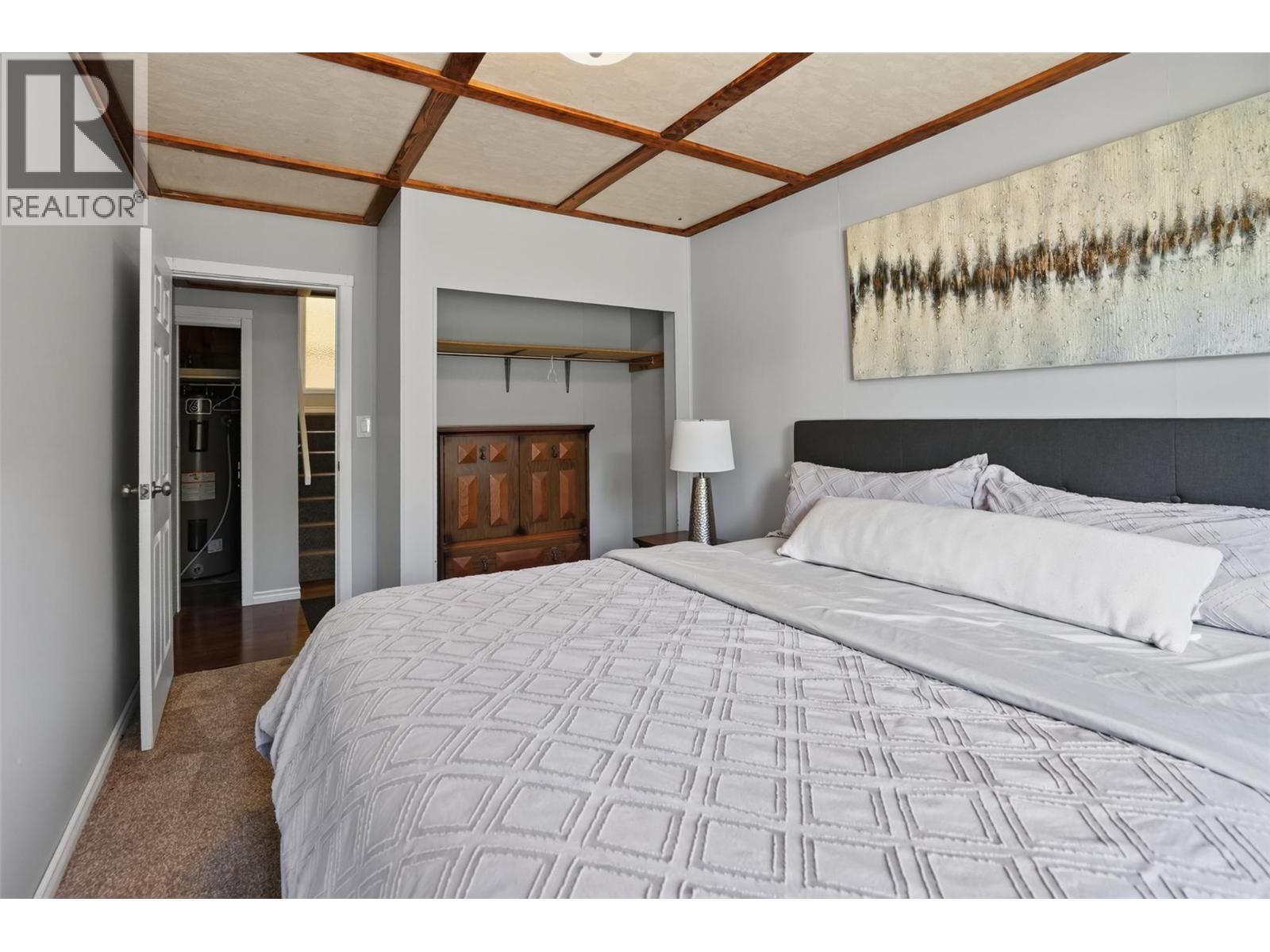215 BAYVIEW Street - 22