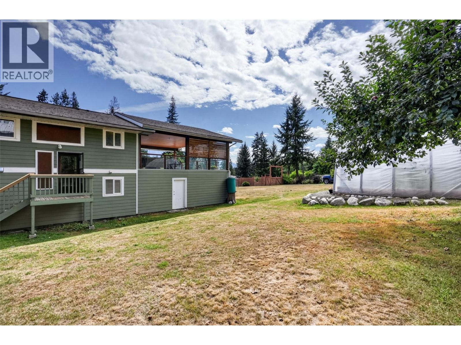 215 BAYVIEW Street - 44