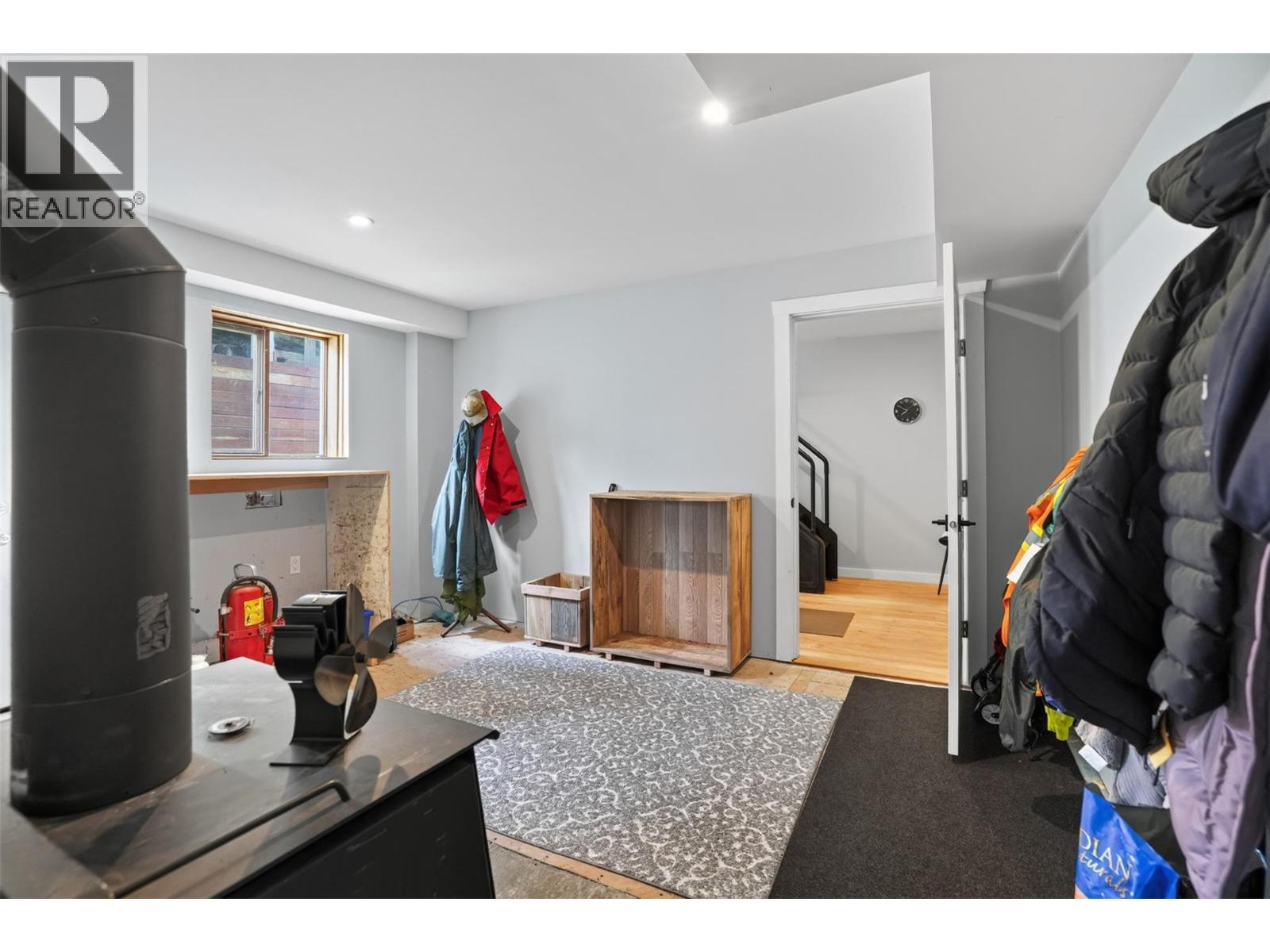 215 BAYVIEW Street - 23