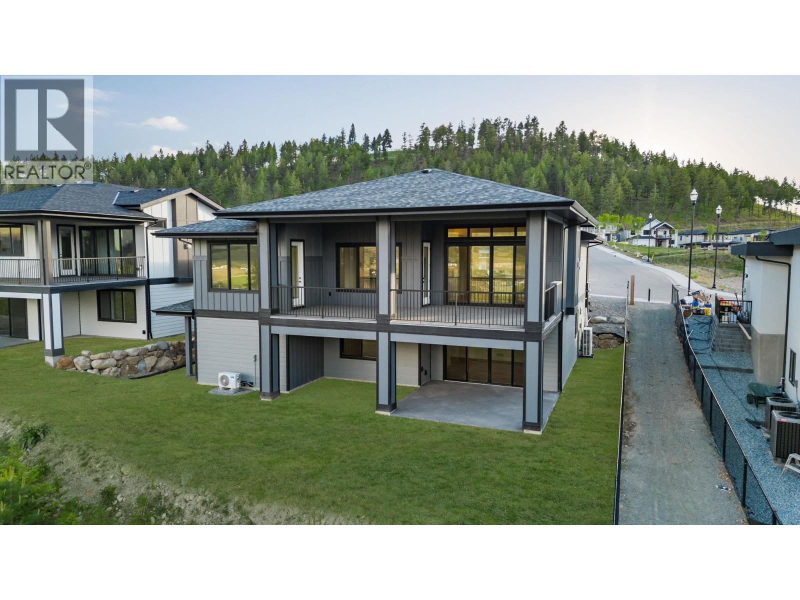 2140 Montenegro Drive, Kelowna — photo 2