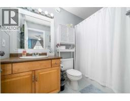 316 Washington Way Se, Medicine Hat, AB T1A8V2 Photo 18