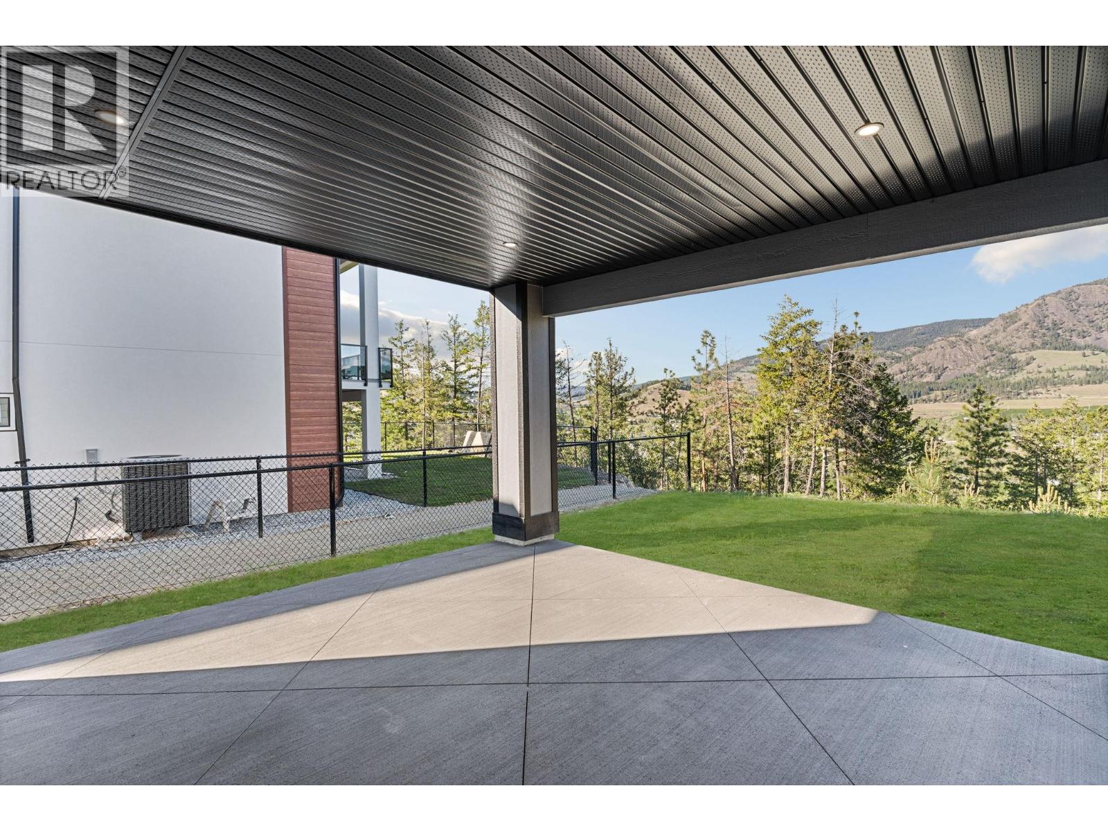  2140 Montenegro Drive, Kelowna
