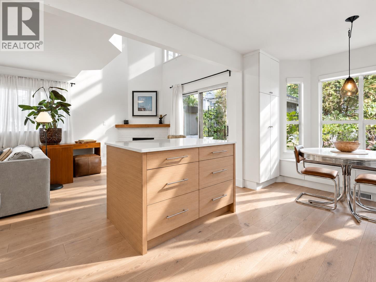 36 650 ROCHE POINT DRIVE, North Vancouver — photo 9