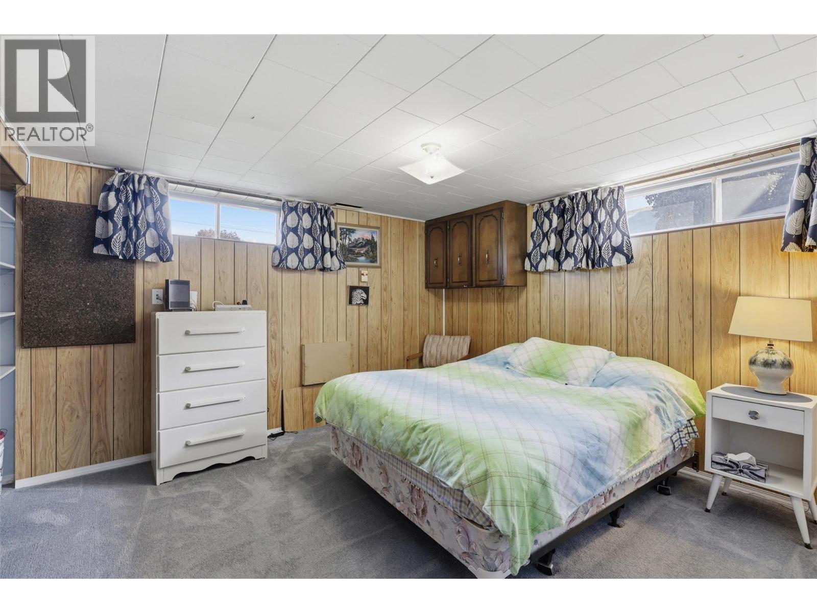 1090 Calmar Place - Image 40