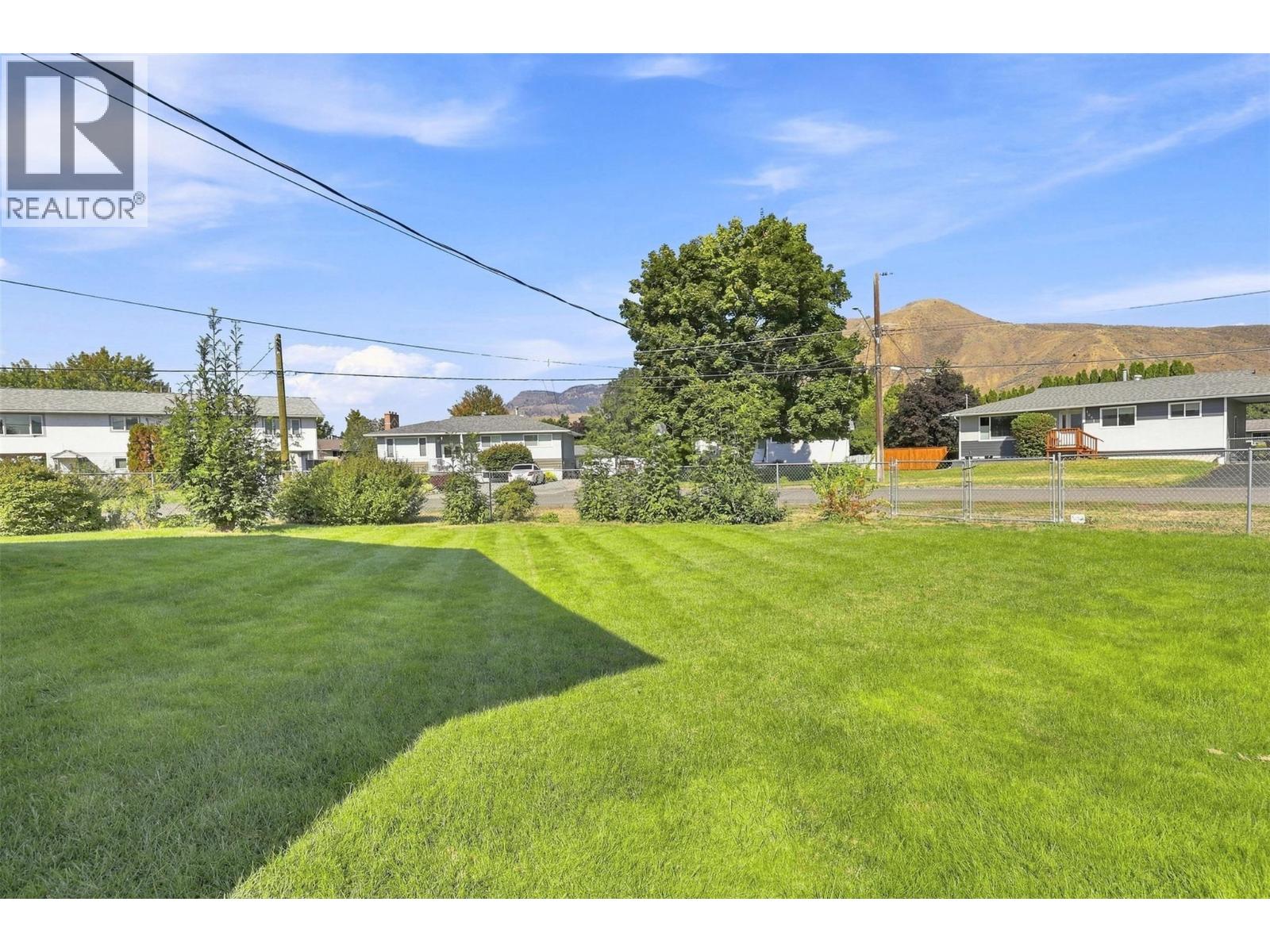 1090 Calmar Place - 52