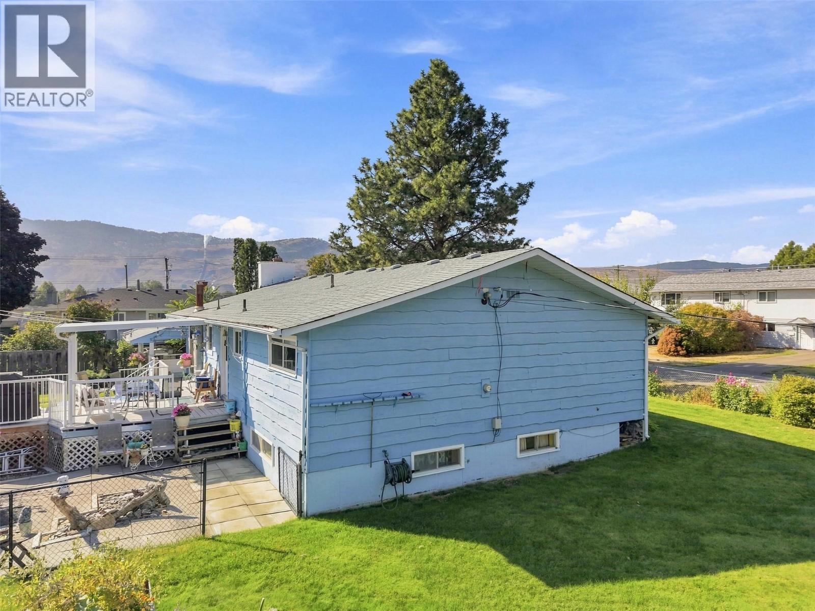 1090 Calmar Place - Image 58