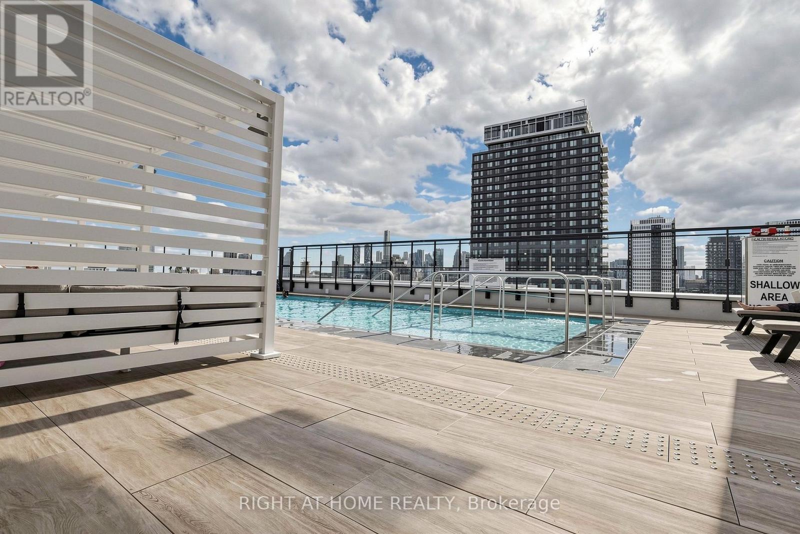 #2502 5 DEFRIES STREET - Image 47