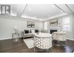 Eating area - 1019 Dragonfly Avenue, Pickering, ON L1X0E9 Photo 6