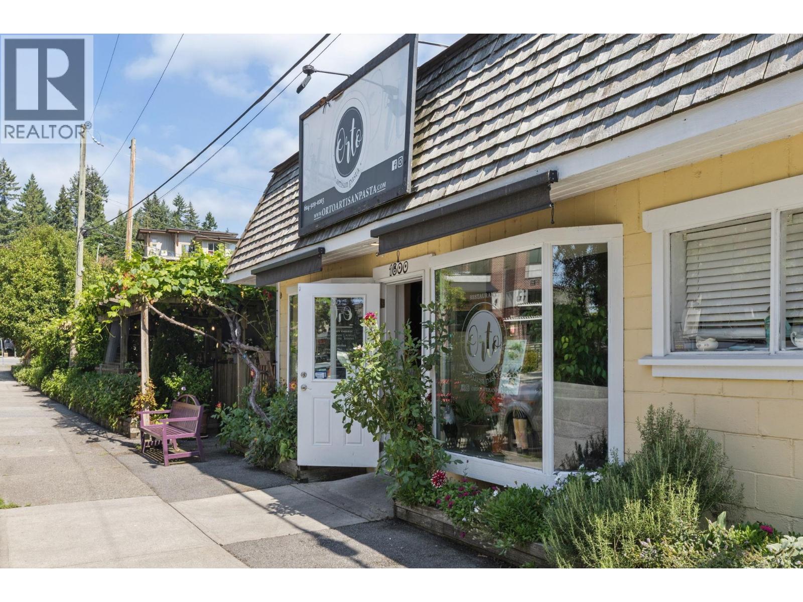 Photo of 506 1679 LLOYD AVENUE 16