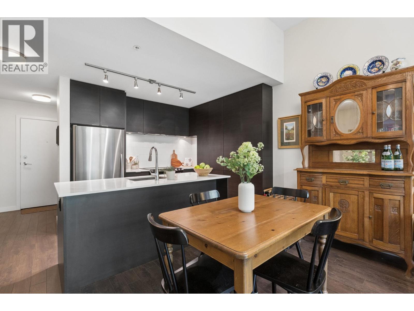 506 1679 LLOYD AVENUE, North Vancouver — photo 3