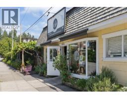 506 1679 Lloyd Avenue, North Vancouver, BC V7P0A9 Photo 16