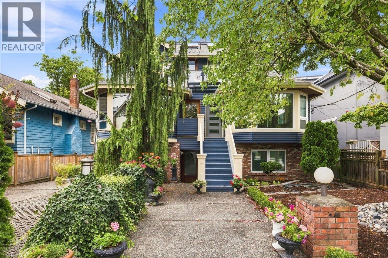 2813 W 3RD AVENUE, Vancouver — photo 2