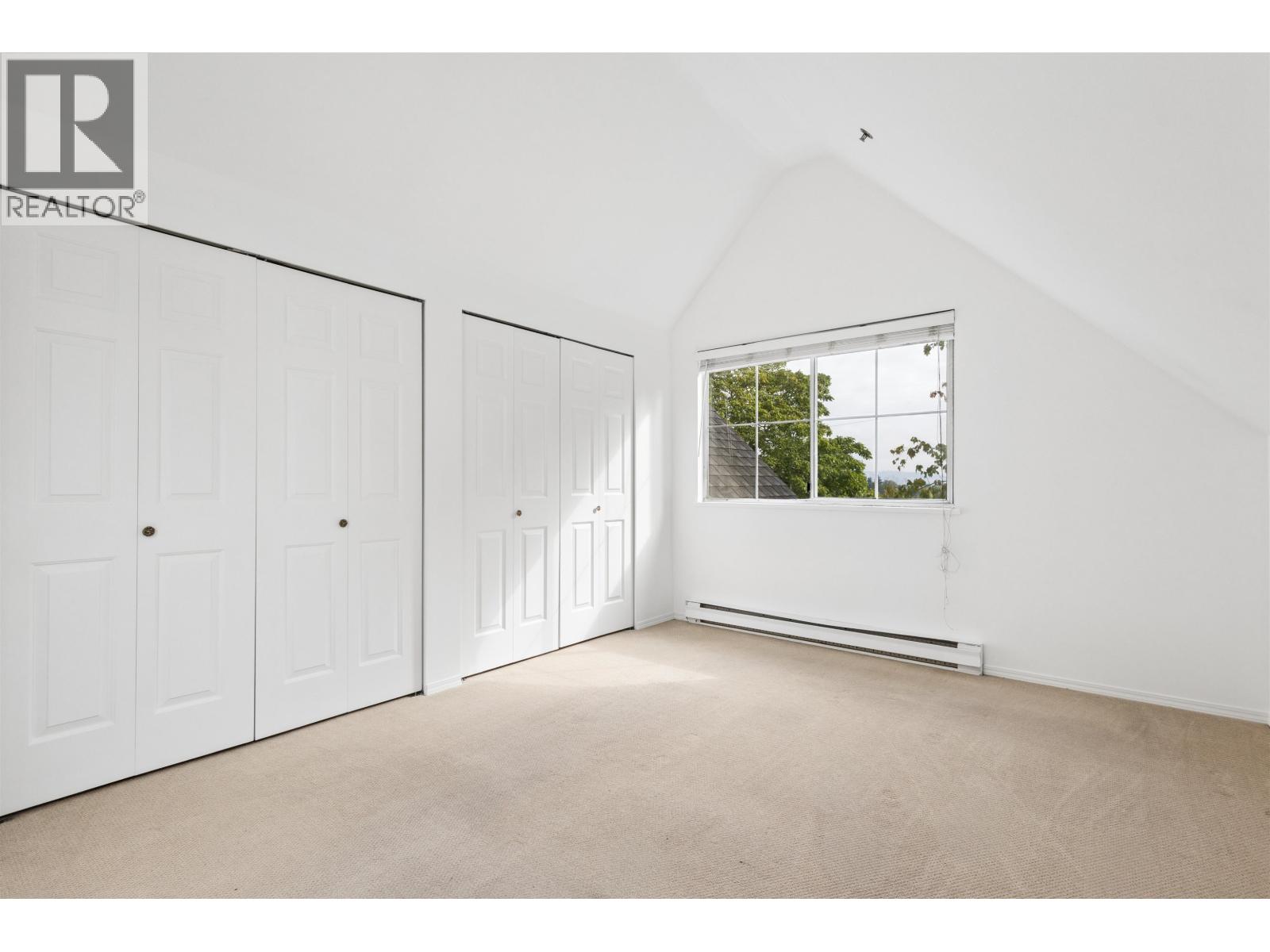 5 4149 SOPHIA STREET, Vancouver
