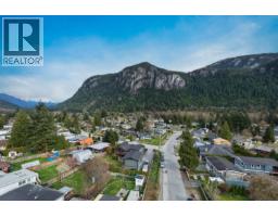 38101 Chestnut Avenue, Squamish, BC V8B0X6 Photo 31