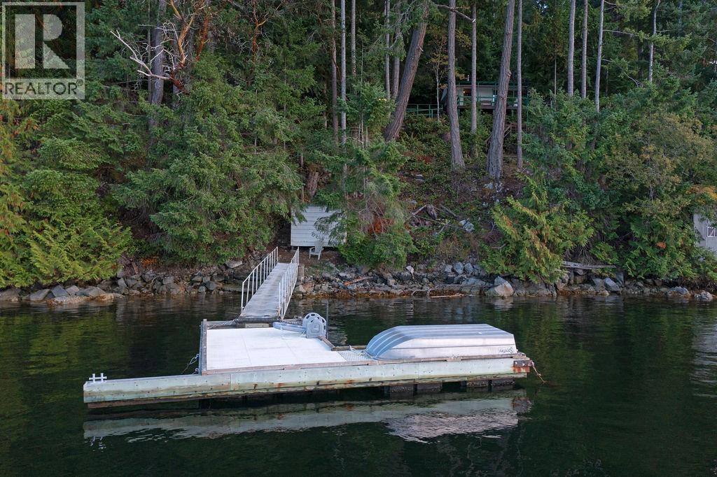 4141 FRANCIS PENINSULA ROAD, Pender Harbour