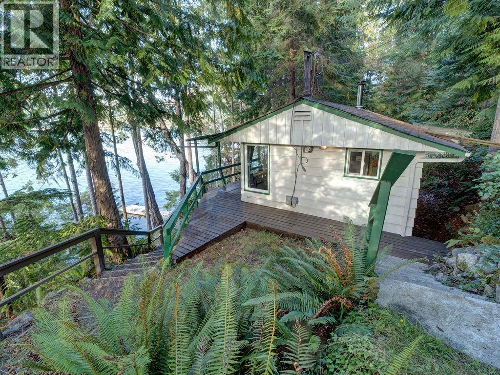 4141 FRANCIS PENINSULA ROAD, Pender Harbour