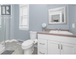 49 George Street, Sydney, NS B1P1H5 Photo 24