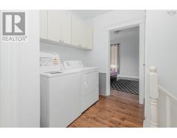 49 George Street, Sydney, NS B1P1H5 Photo 25