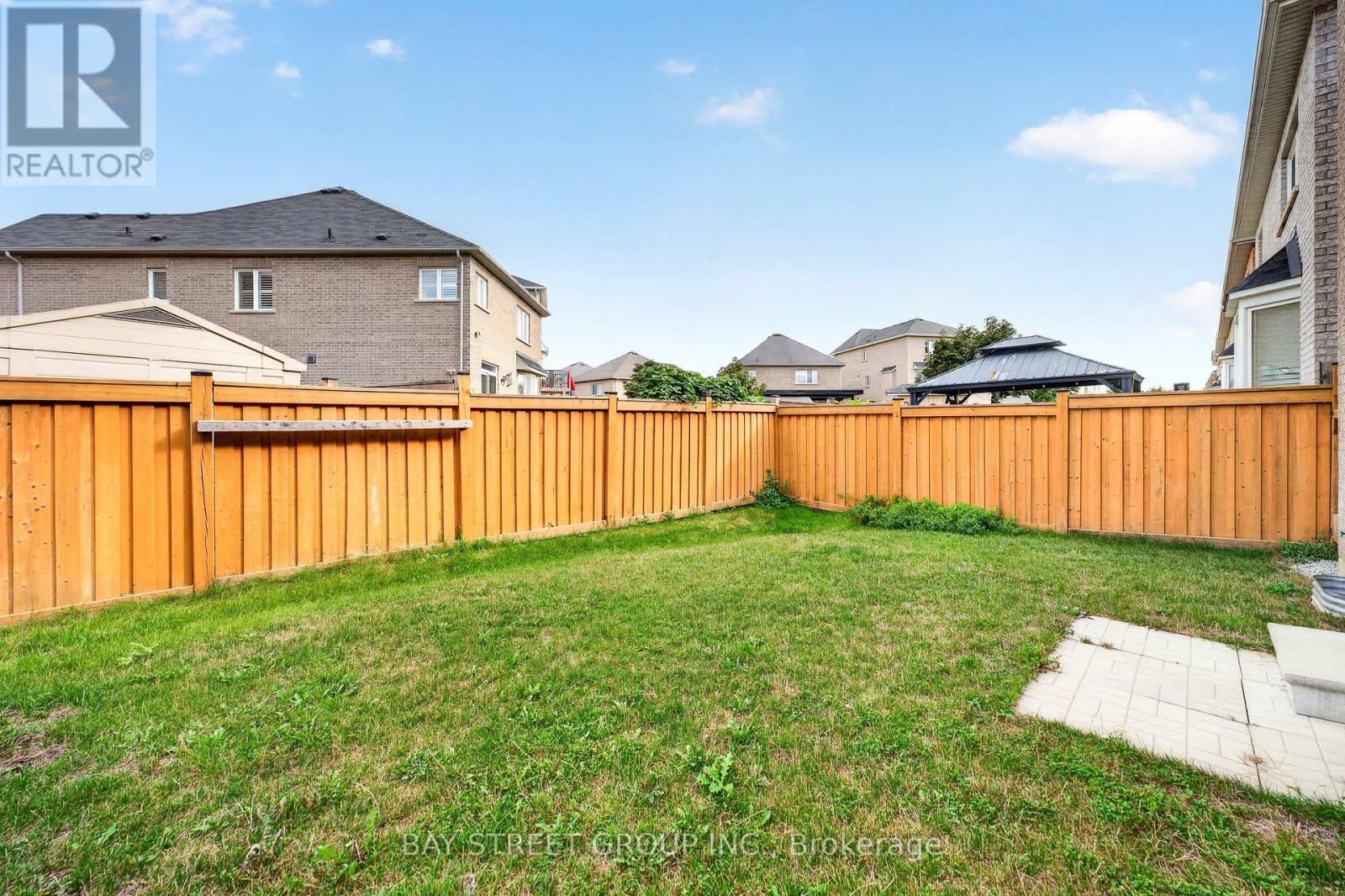 45 ABITIBI LAKE DRIVE - 22