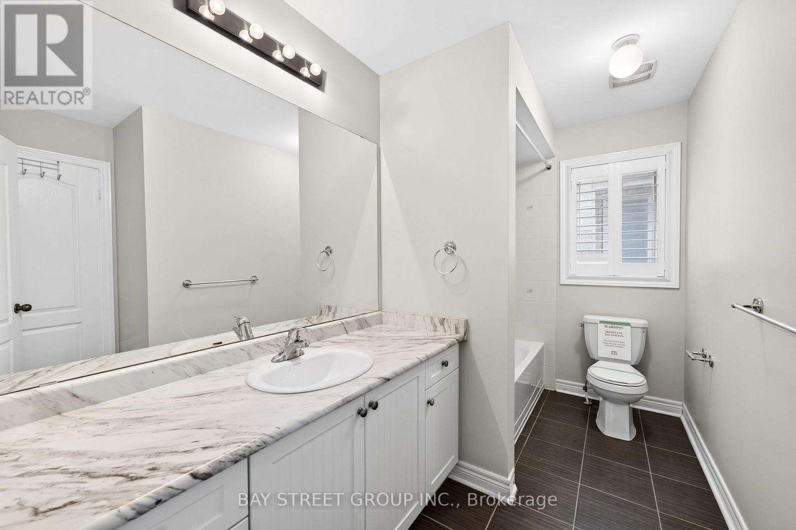 45 ABITIBI LAKE DRIVE - 36