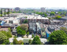 2243 Dundas Street W, Toronto, ON M6R1X6 Photo 21