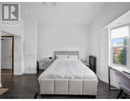 2243 Dundas Street W, Toronto, ON M6R1X6 Photo 7