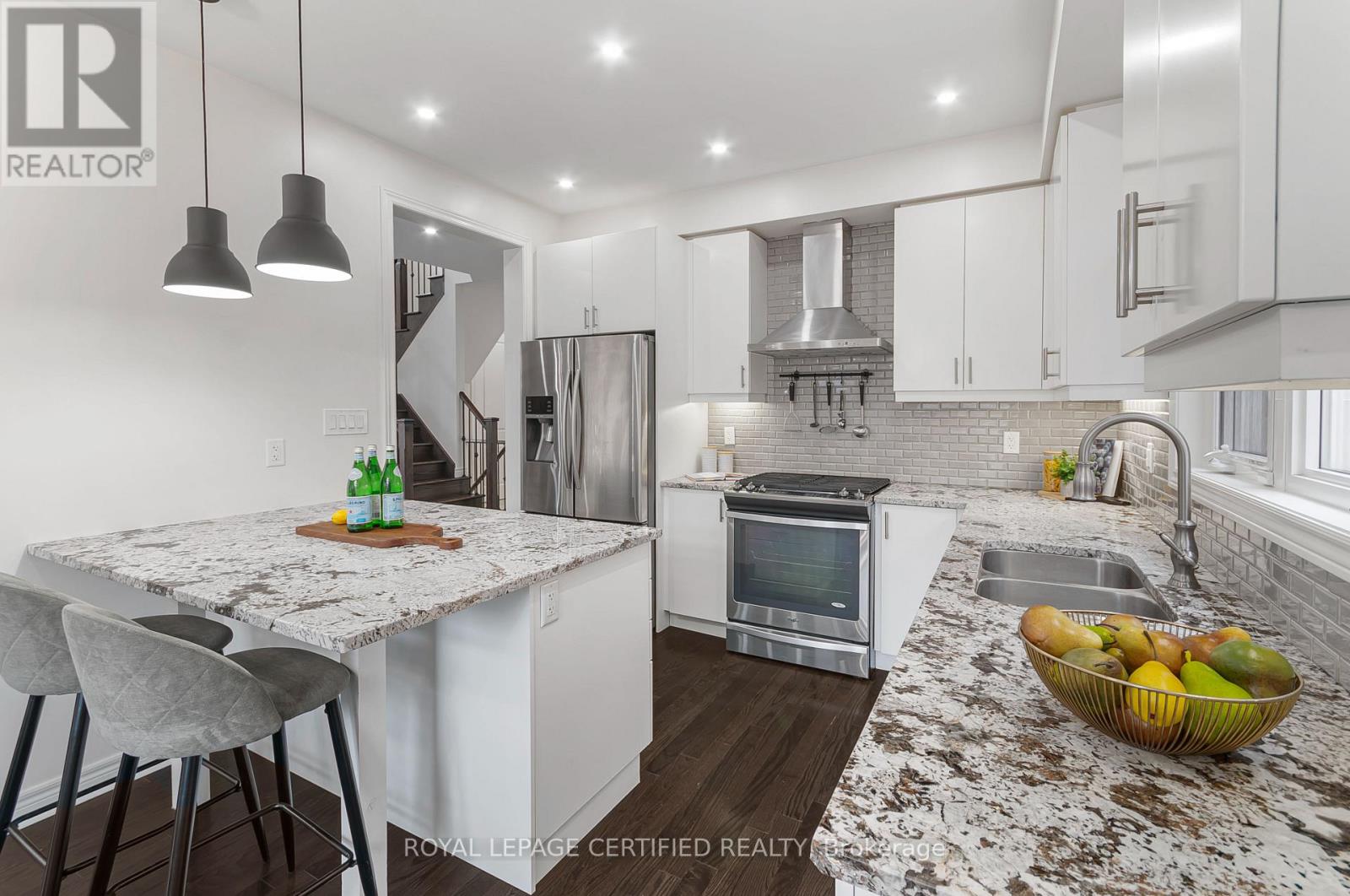 123 MCDONNELL CRESCENT - Image 18