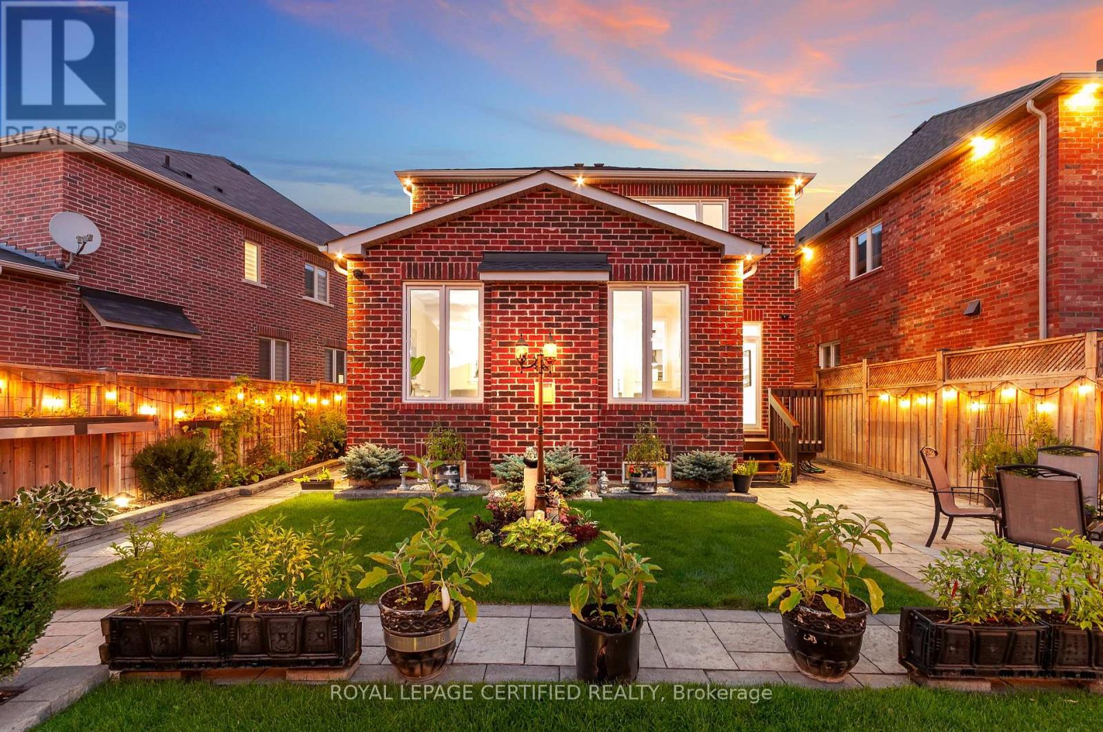 123 MCDONNELL CRESCENT - 36