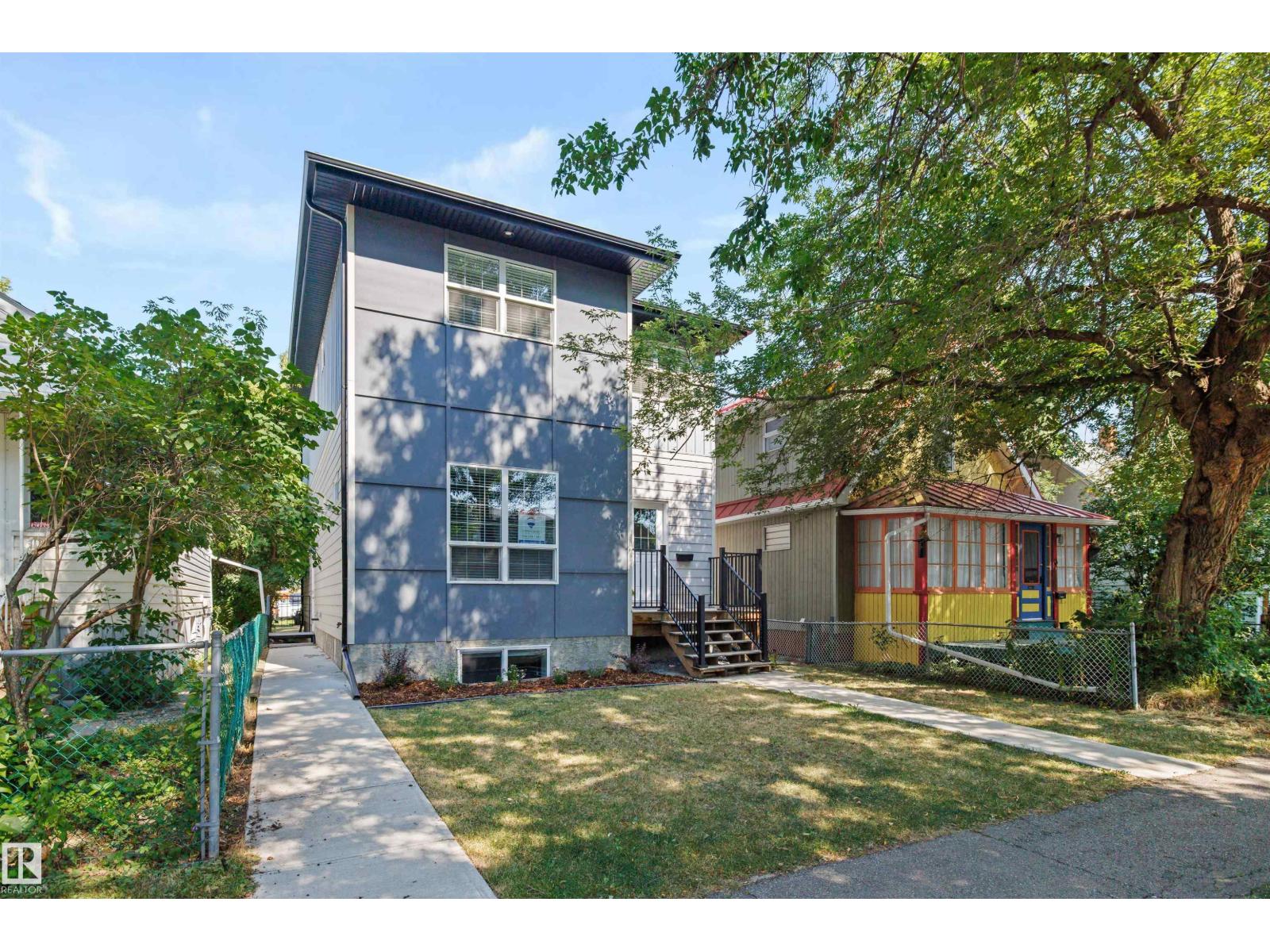 9622 77 AV NW - 1