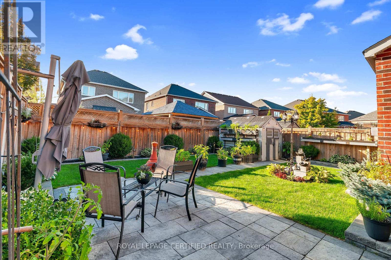 123 MCDONNELL CRESCENT - 32