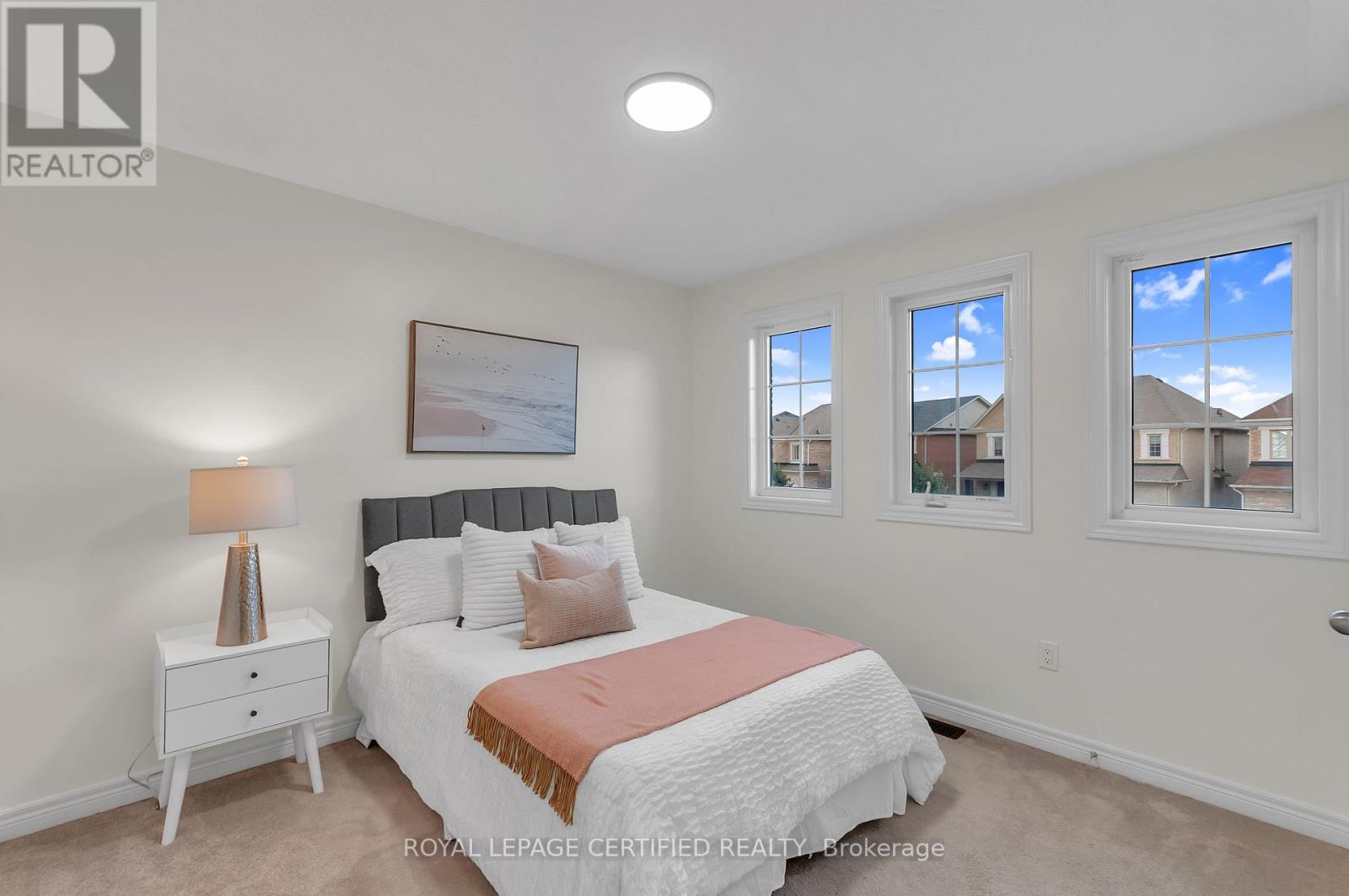 123 MCDONNELL CRESCENT - Image 27
