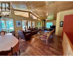 Foyer - 142, 63303 867 Highway, Rural Lac La Biche County, AB T0A2C0 Photo 6