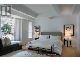 Bedroom 4 - 23b Lascelles Boulevard, Toronto, ON M4V0B3 Photo 8