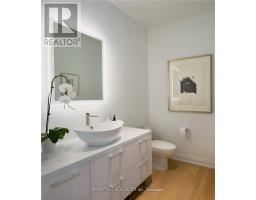 23b Lascelles Boulevard, Toronto, ON M4V0B3 Photo 12