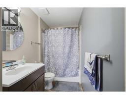 34 Wilkinson Circle, Sylvan Lake, AB T4S2N8 Photo 27