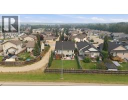 34 Wilkinson Circle, Sylvan Lake, AB T4S2N8 Photo 35