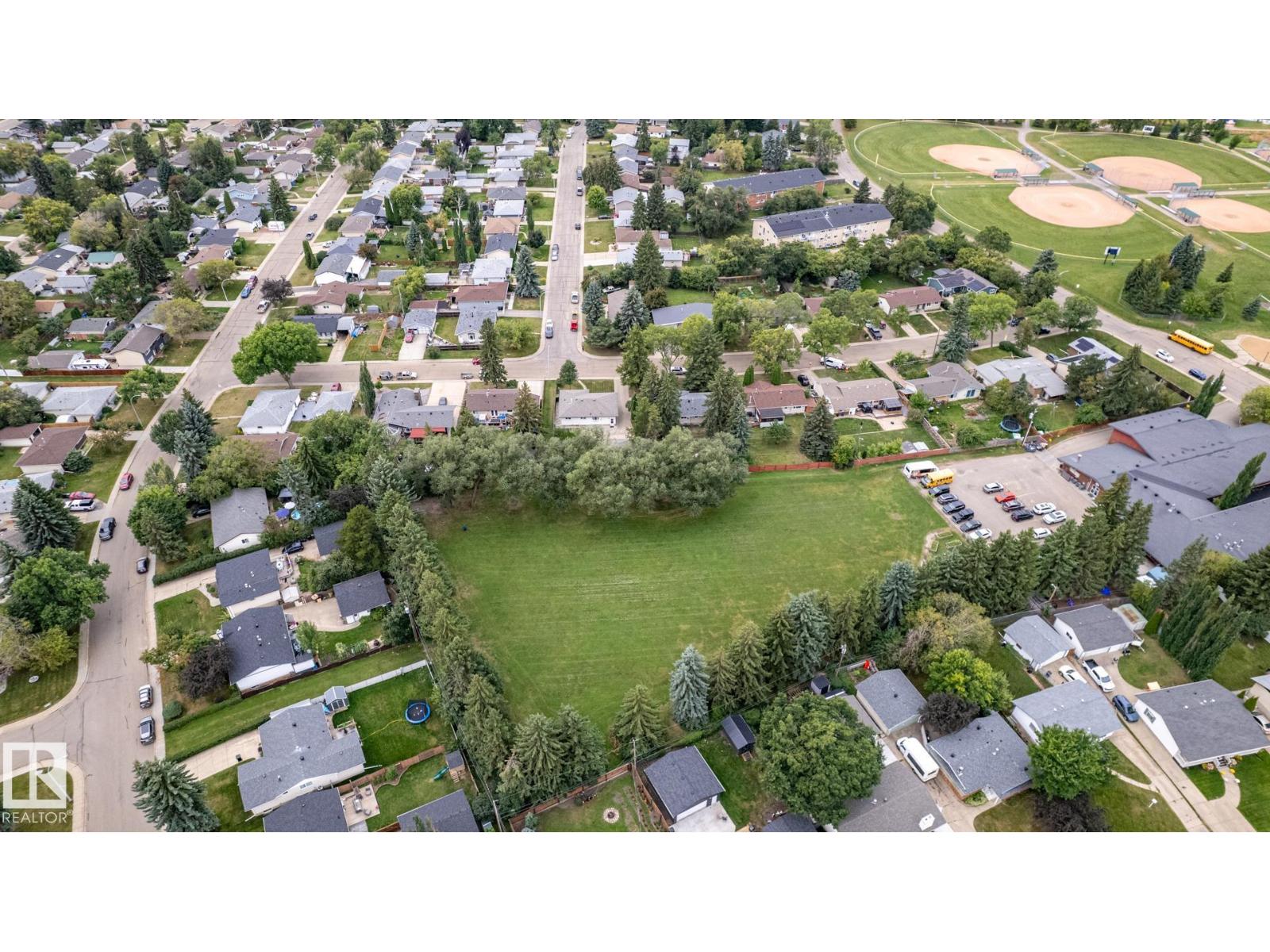 14 SYCAMORE ST - 55