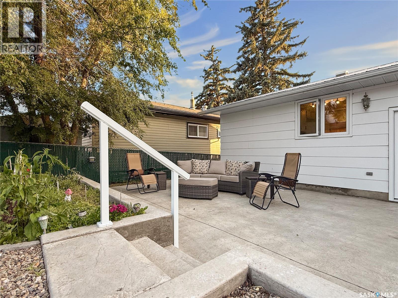 33 7th AVENUE NE - Image 40