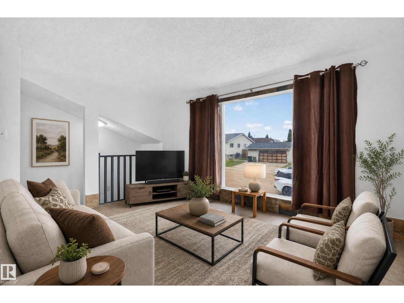 4629 126 AV NW - 6