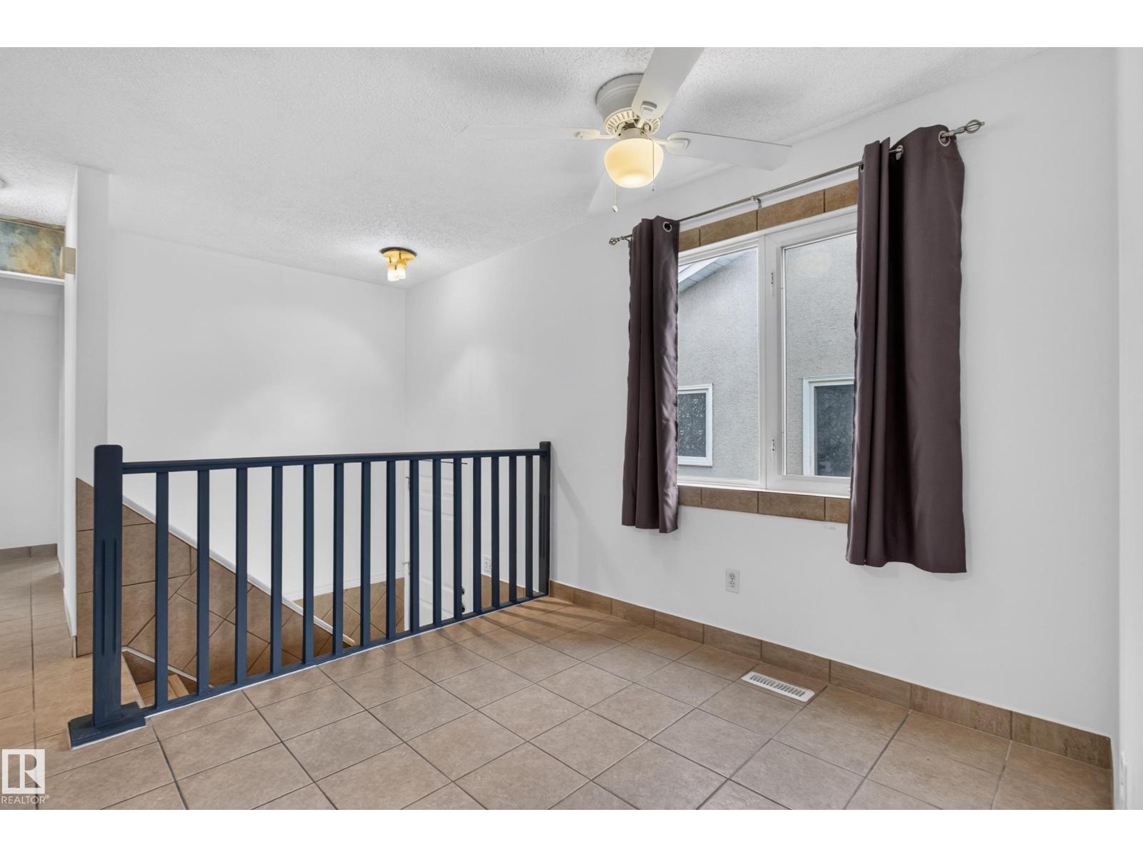 4629 126 AV NW - 14
