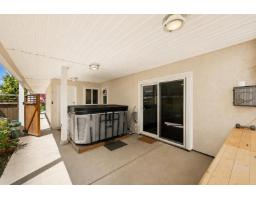 952 Kent Street, White Rock, BC V4B4T1 Photo 25