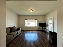 54 2nd Street, The Pas, MB R9A1K2 Photo 9