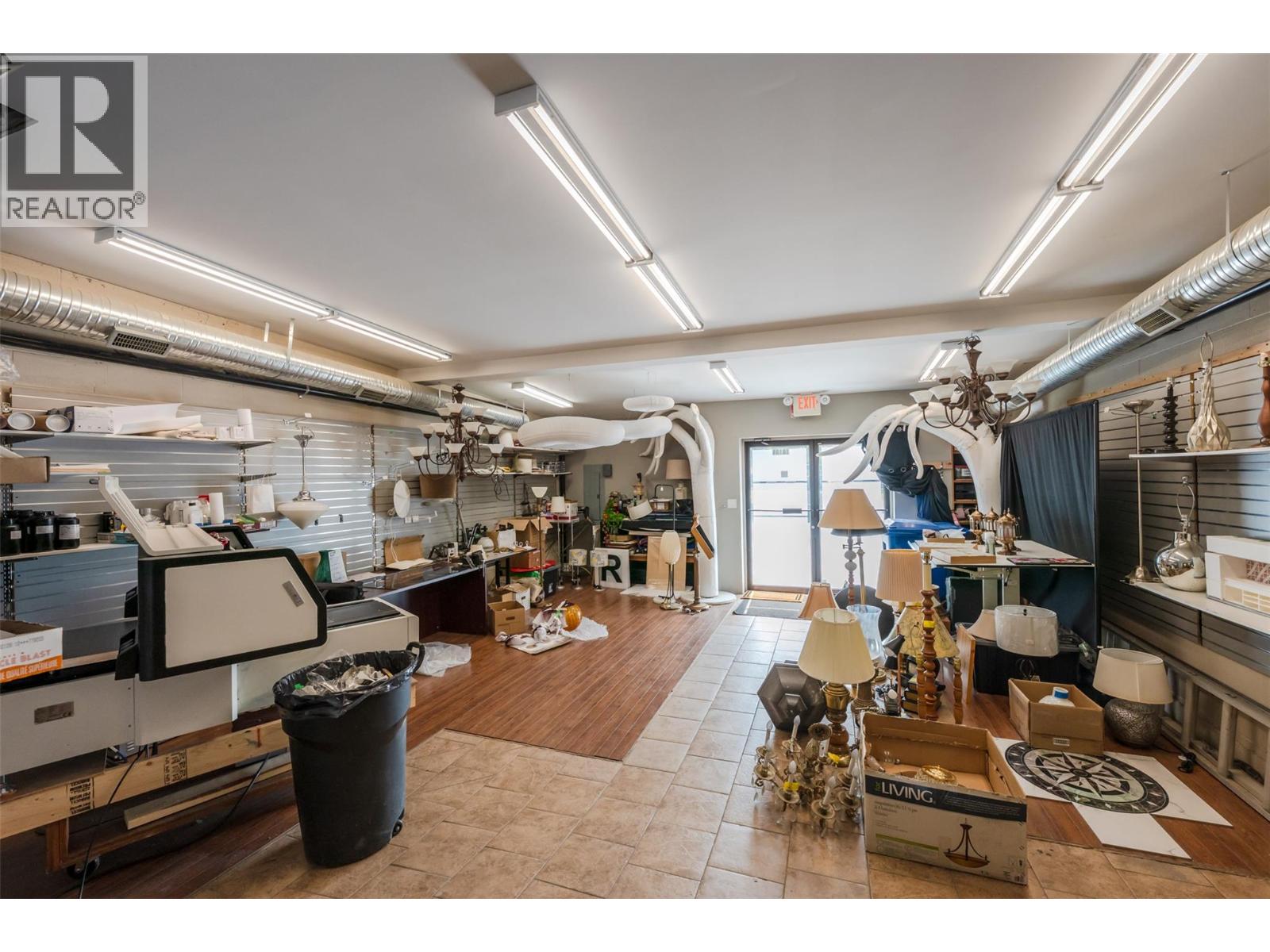 10109 Main Street, Summerland