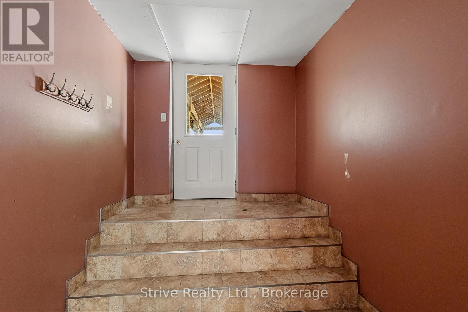 5659 GILMORE ROAD - 27