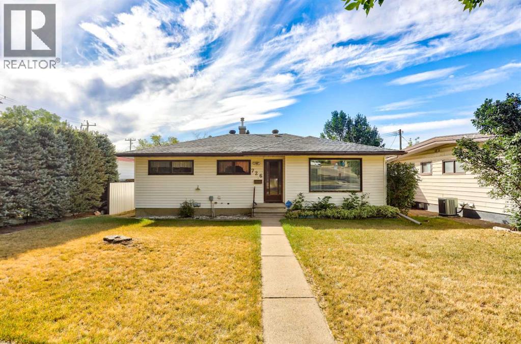 726 10 Avenue S - 1
