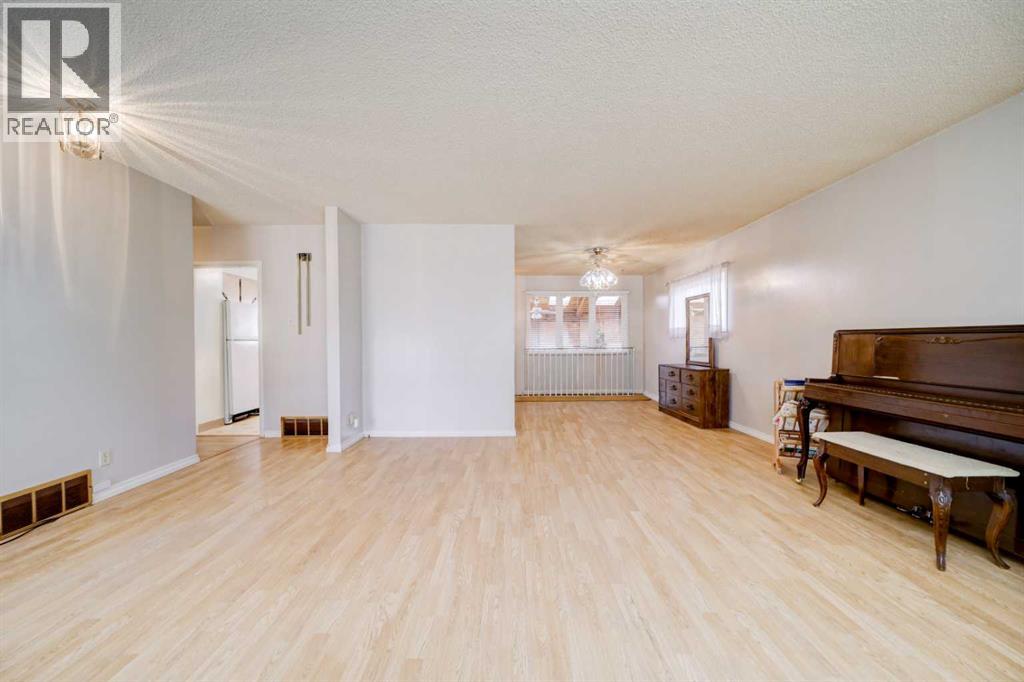 726 10 Avenue S - Image 7