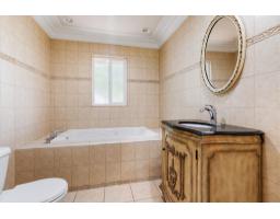 13788 32 Avenue, Surrey, BC V4P2B8 Photo 19